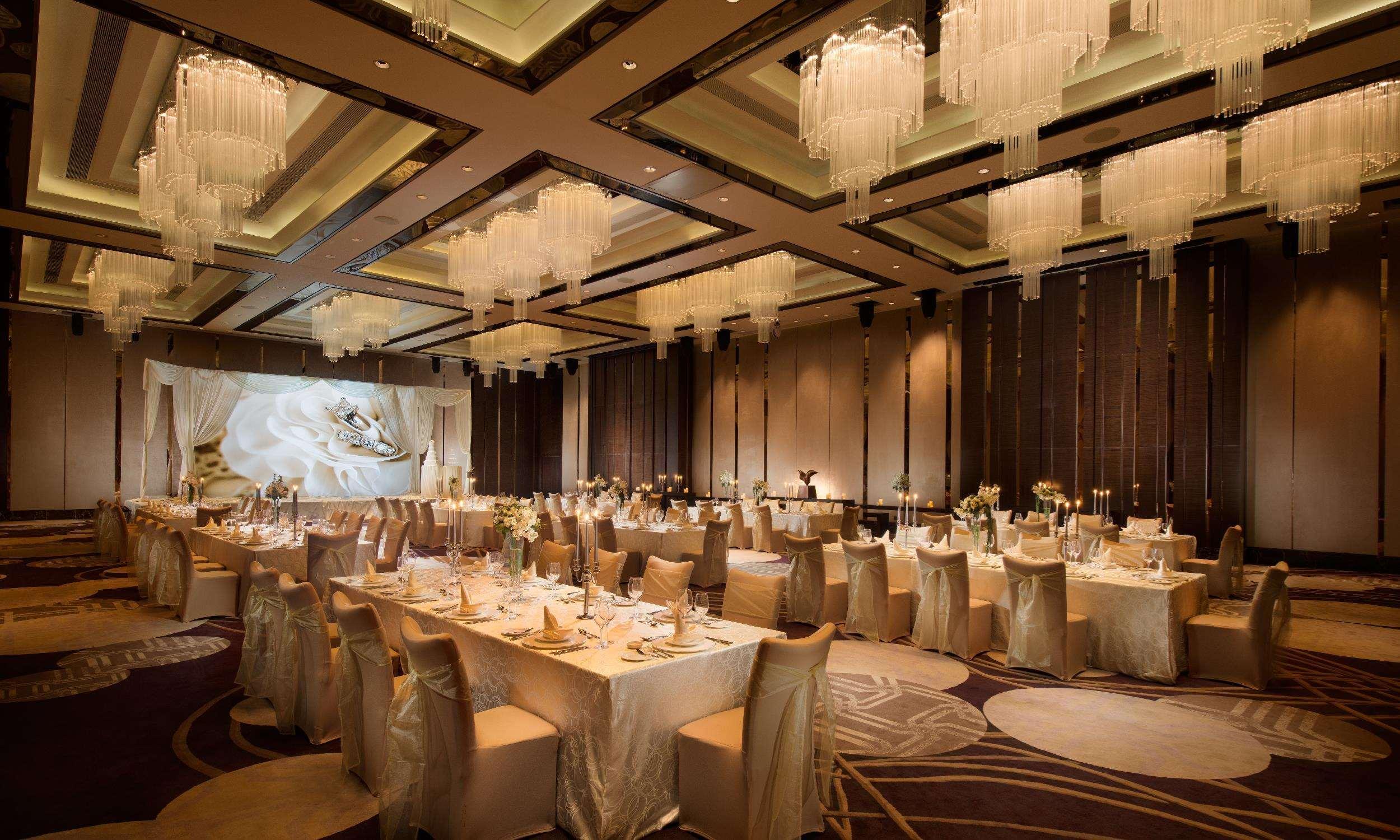 Hilton Shenzhen Futian, Metro Station At Hotel Front Door, Close To Futian Convention & Exhibition Center Exterior foto