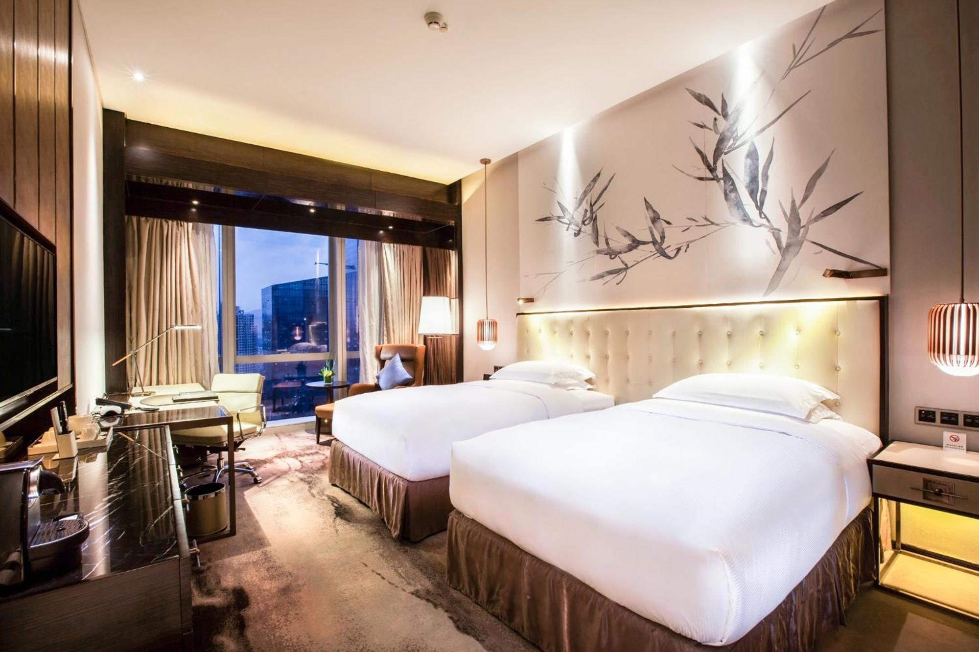 Hilton Shenzhen Futian, Metro Station At Hotel Front Door, Close To Futian Convention & Exhibition Center Exterior foto