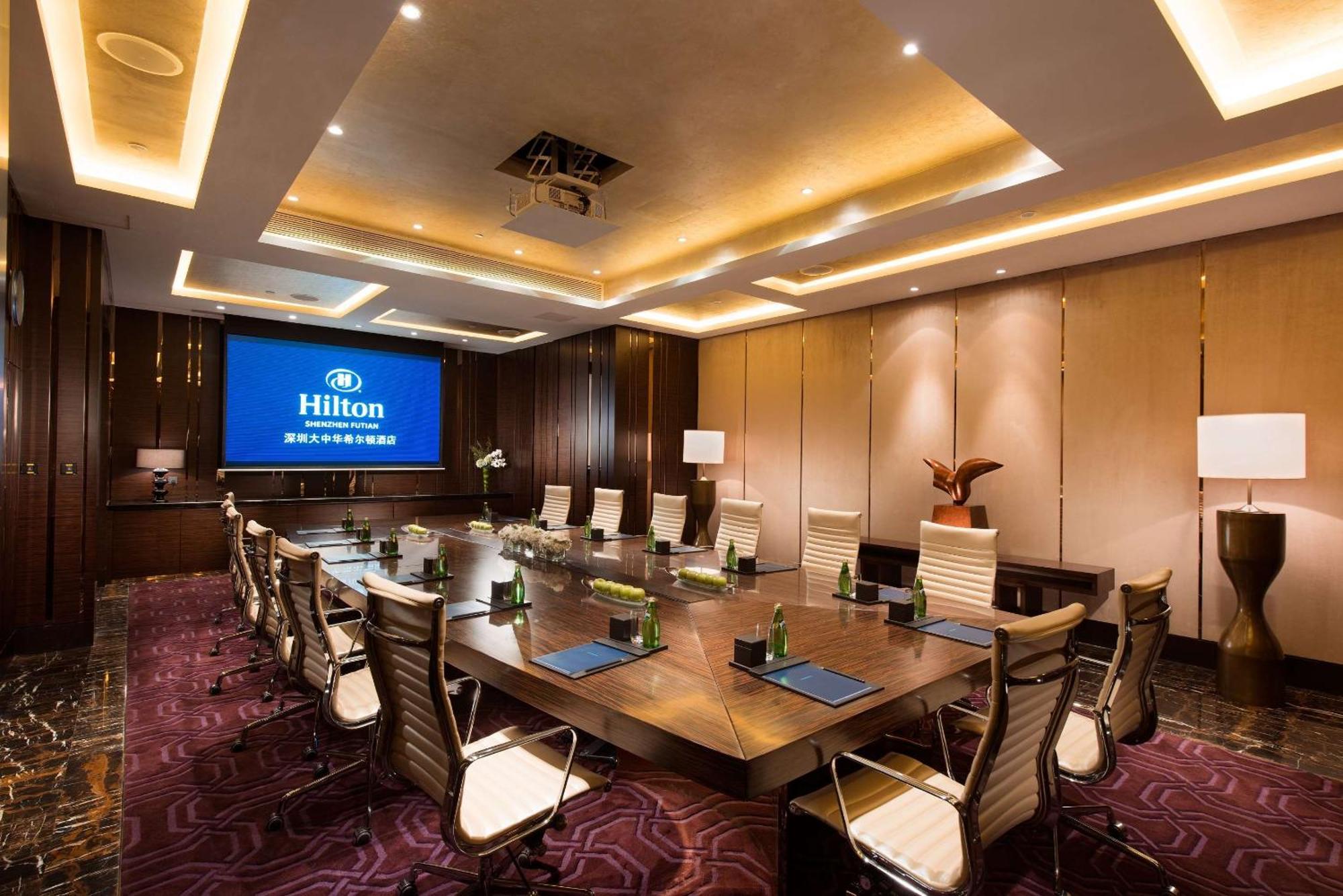 Hilton Shenzhen Futian, Metro Station At Hotel Front Door, Close To Futian Convention & Exhibition Center Exterior foto