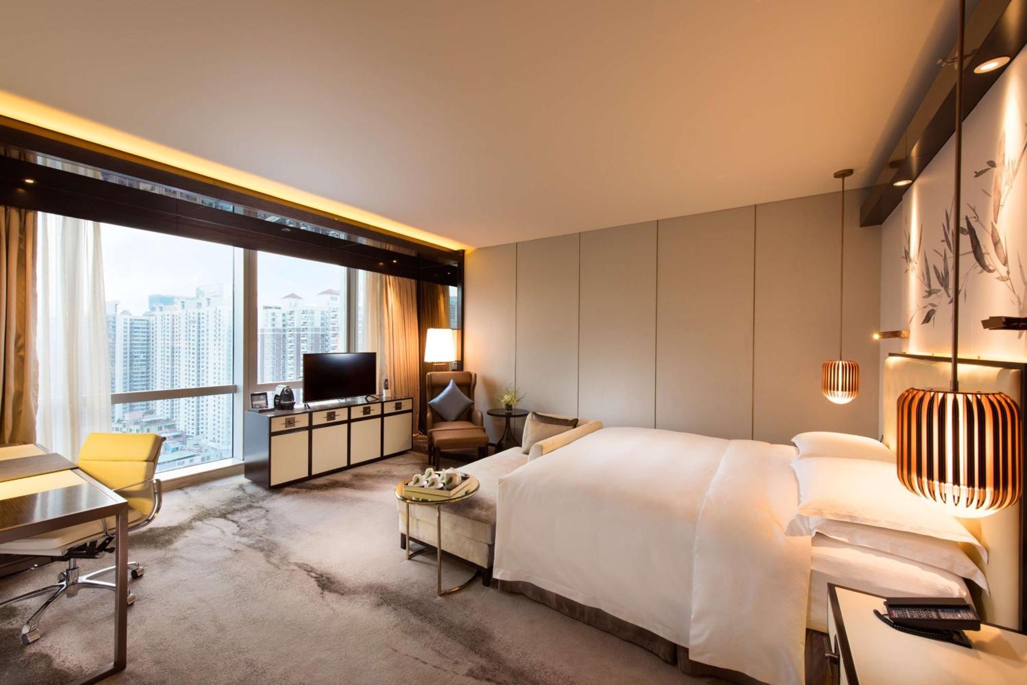 Hilton Shenzhen Futian, Metro Station At Hotel Front Door, Close To Futian Convention & Exhibition Center Exterior foto