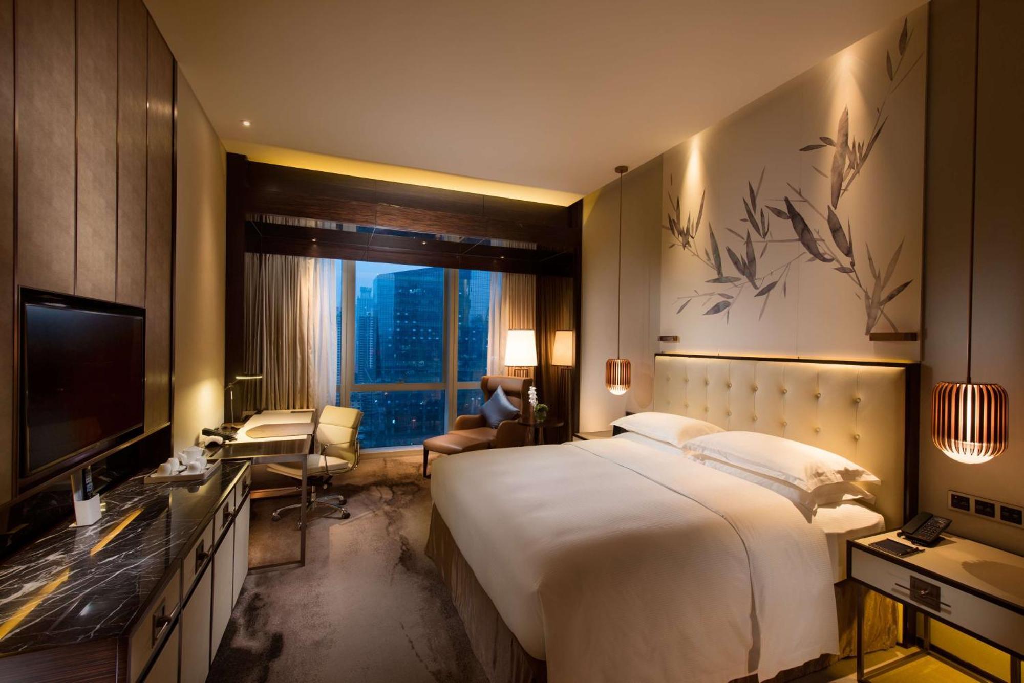Hilton Shenzhen Futian, Metro Station At Hotel Front Door, Close To Futian Convention & Exhibition Center Exterior foto