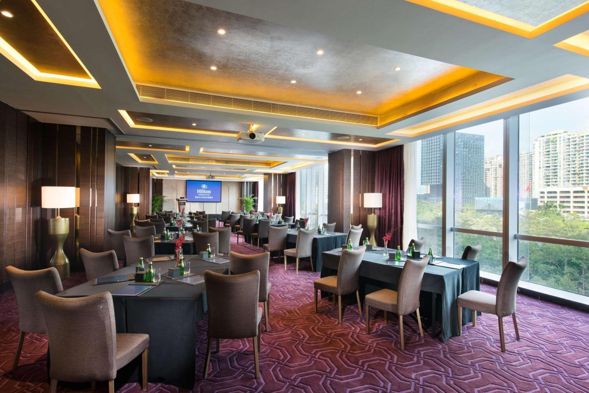 Hilton Shenzhen Futian, Metro Station At Hotel Front Door, Close To Futian Convention & Exhibition Center Exterior foto
