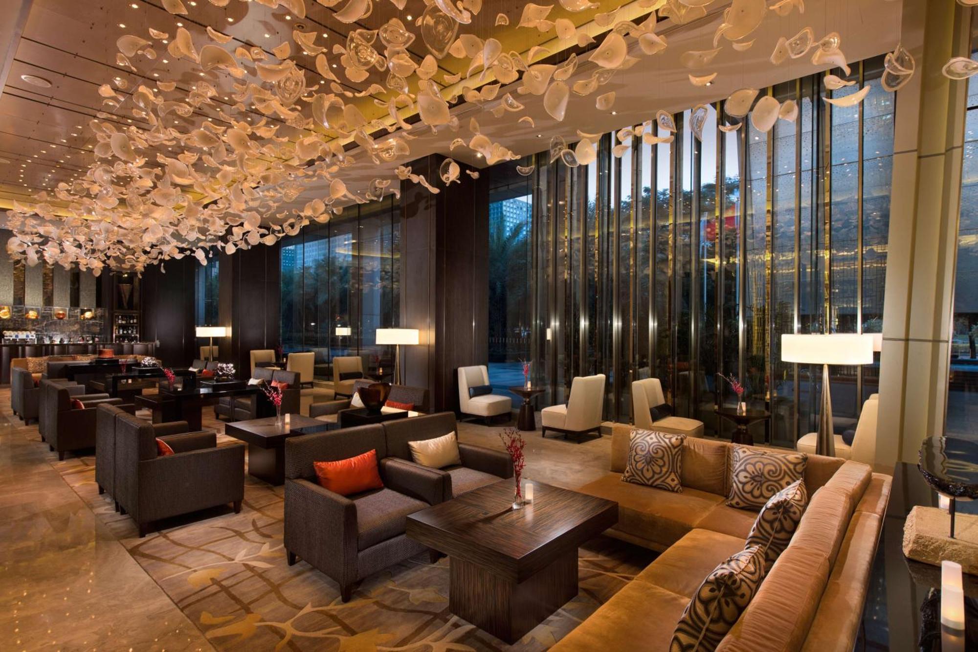 Hilton Shenzhen Futian, Metro Station At Hotel Front Door, Close To Futian Convention & Exhibition Center Exterior foto